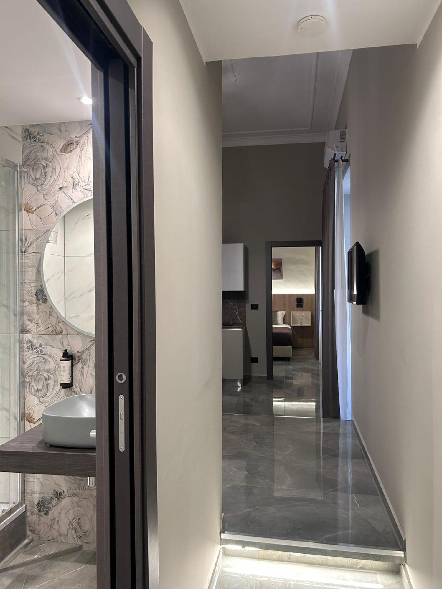 Karma6rooms * Catania