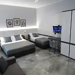 Karma6Rooms