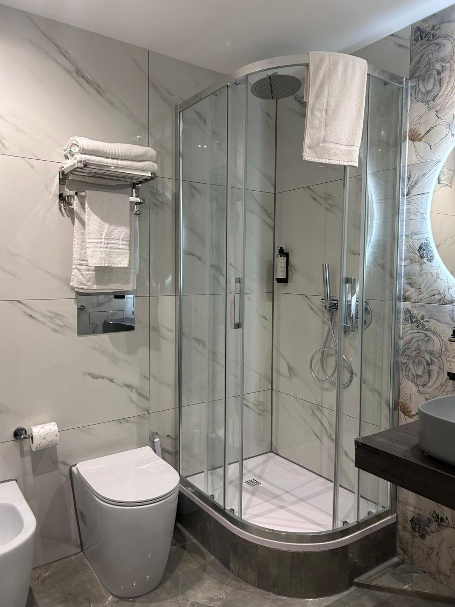 Karma6rooms * Catania